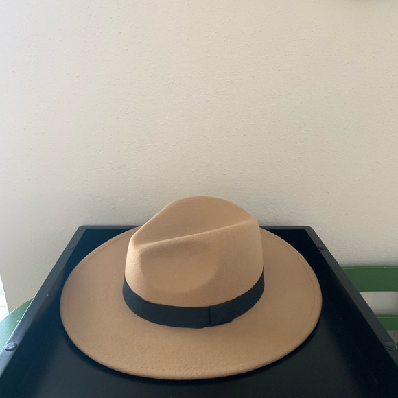 Tan Hat - NWT! - Picture 2 of 8
